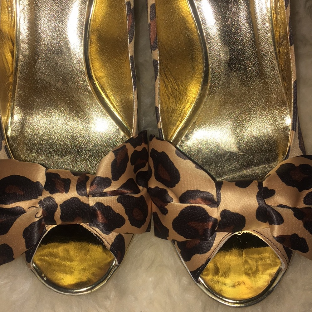 Coach Leopard Gold Heels PRICED TO SELL 💋 - Picture 3 of 7